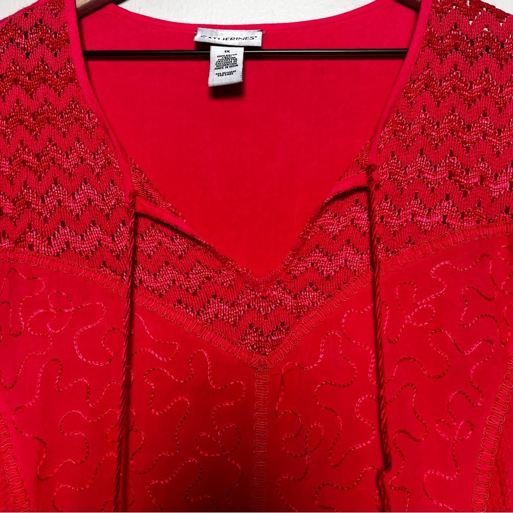 Catherines Women Top 1X Hot Pink Embroidered Patchwork Art Lagenlook Tie Neck - Picture 3 of 10